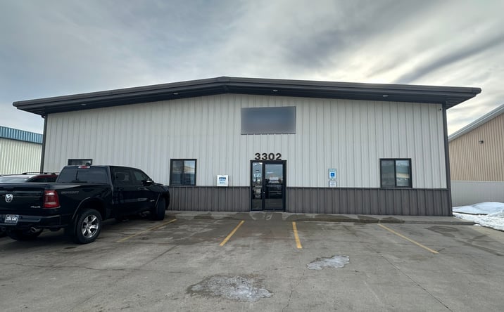Pictures of Office, Retail, Special Purpose property located at 3302 4th Ave S, Fargo, ND 58103 for sales - image #1