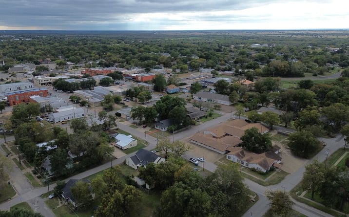 Pictures of Office, Senior Living property located at 108 W Hickory St, Kaufman, TX 75142 for sales - image #1