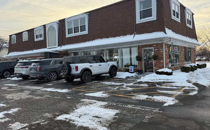 Pictures of Retail, Office, Mixed Use property located at 4945 Southwestern Blvd, Hamburg, NY 14075 for sales - image #1