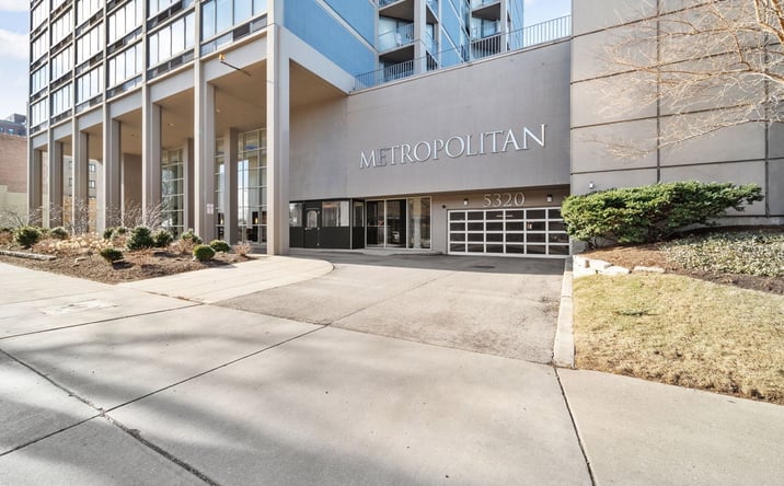 Pictures of Land, Special Purpose property located at 5320 N Sheridan Road D36, Chicago, IL 60640 for sales - image #1