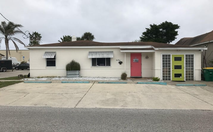 Pictures of Business for Sale property located at 611 4TH Street N, Jacksonville Beach, FL 32250 for sales - image #1