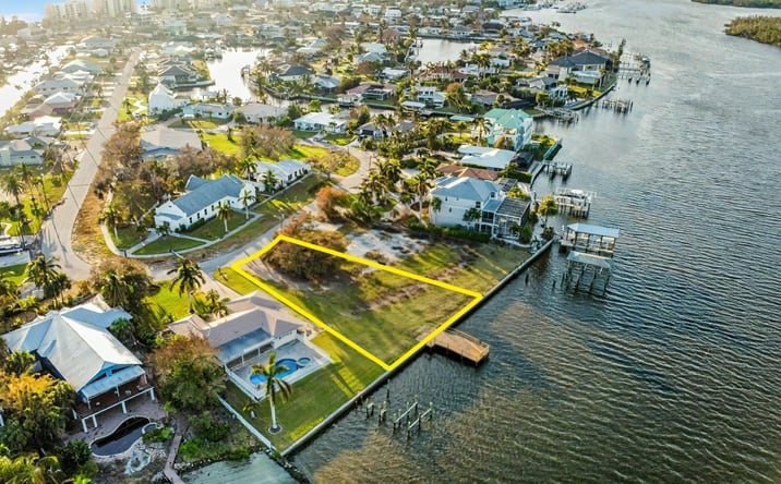 Pictures of Land property located at 5630 Williams Dr, Fort Myers Beach, FL 33931 for sales - image #1
