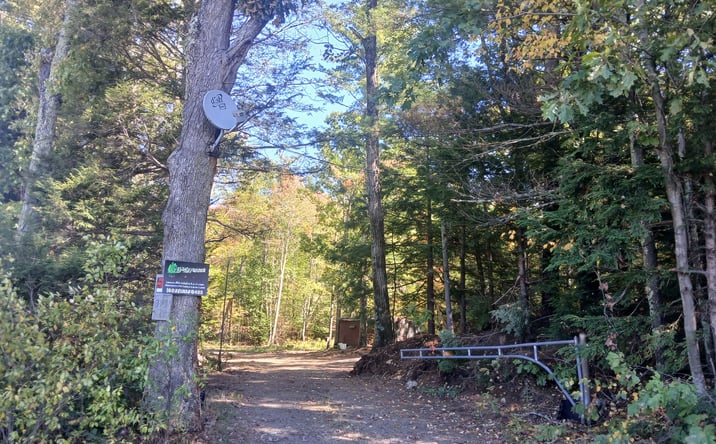 Pictures of Land property located at 373 Calef Hwy, Lee, NH 03861 for sales - image #1