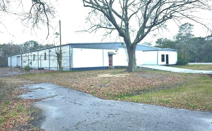 Pictures of Industrial property located at 5002 Bayou Casotte Pkwy, Pascagoula, MS 39581 for sales - image #1