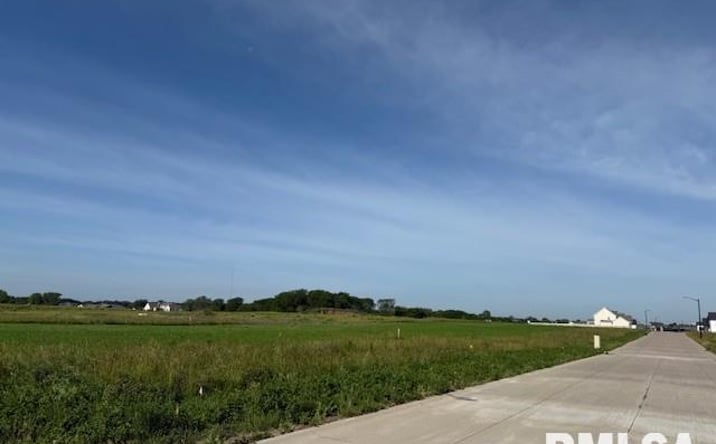 Pictures of Land property located at 6909 Meghan Avenue, Bettendorf, IA 52722 for sales - image #1