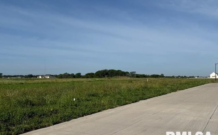 Pictures of Land property located at 6935 Meghan Avenue, Bettendorf, IA 52722 for sales - image #1