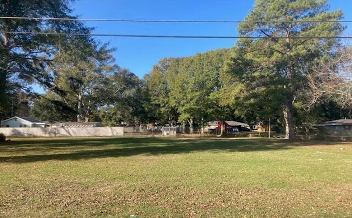Pictures of Land property located at N 8th St, Eunice, LA 70535 for sales - image #1