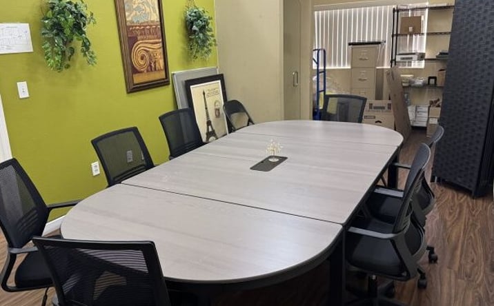 Pictures of Office, Retail property located at 2950 E Flamingo Rd, Las Vegas, NV 89121 for sales - image #1