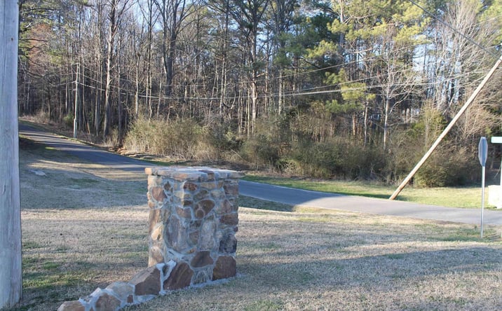 Pictures of Land property located at 202 40th St SW, Fort Payne, AL 35967 for sales - image #1