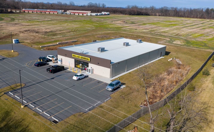 Pictures of Retail property located at 4664 York Road, New Oxford, PA 17350 for sales - image #1