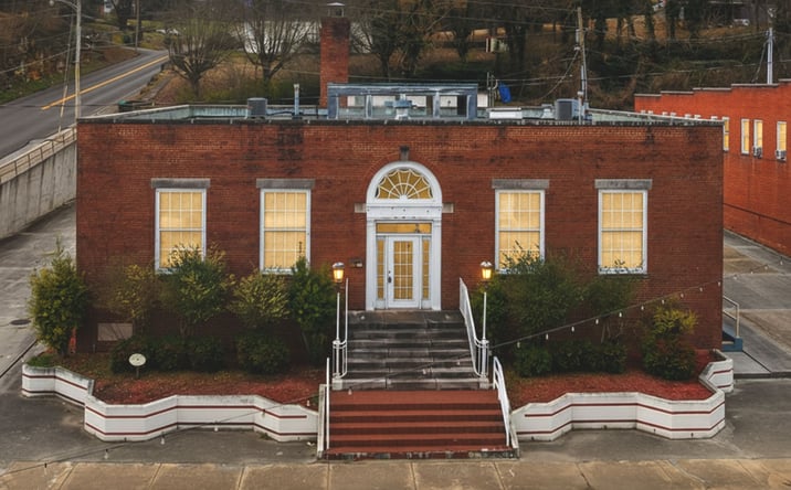 Pictures of Office, Mixed Use, Business for Sale property located at 219 E Broadway St, Newport, TN 37821 for sales - image #1