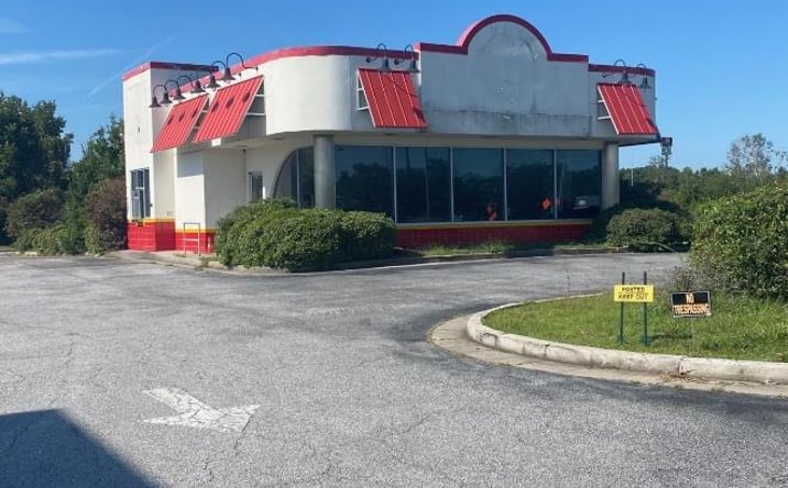 Pictures of Retail property located at 125 Flash Foods Rd, Brunswick, GA 31523 for sales - image #1