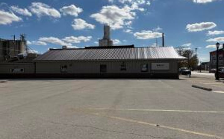 Pictures of Office, Retail, Special Purpose property located at 156 S Main St, Rockford, OH 45882 for sales - image #1