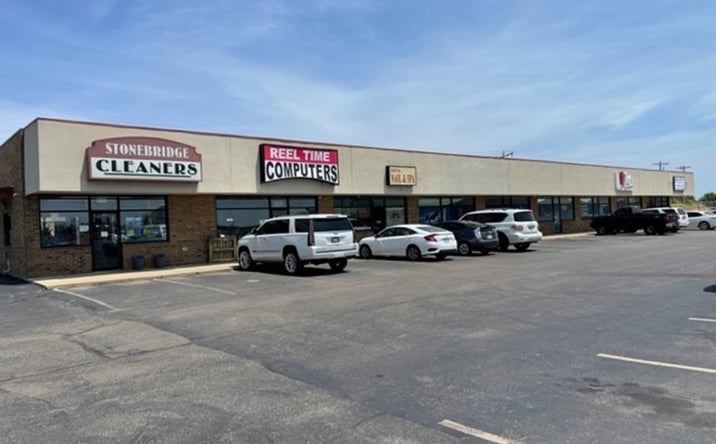 Pictures of Retail property located at 1432 Piedmont Rd N, Piedmont, OK 73078 for sales - image #1