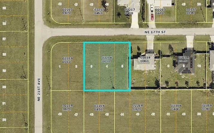 Pictures of Land property located at 2108 NE 17th St, Cape Coral, FL 33909 for sales - image #1
