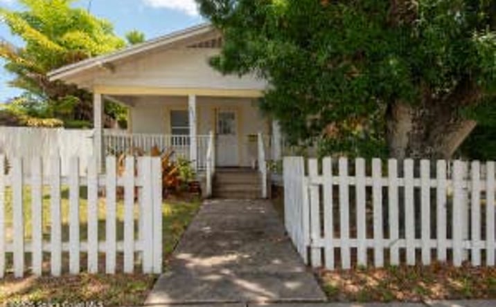 Pictures of Mixed Use, Land, Multifamily property located at 2101 Vernon Place, Melbourne, FL 32901 for sales - image #1