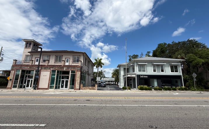 Pictures of Office property located at 2100 N Orange Ave, Orlando, FL 32804 for sales - image #1