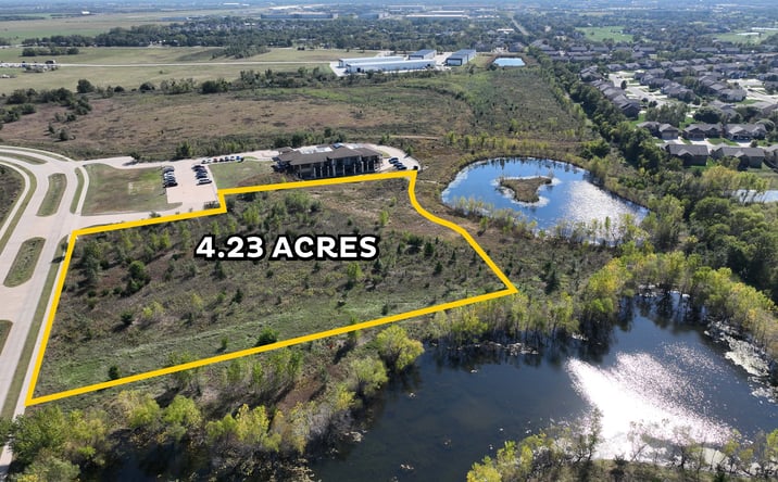 Pictures of Land property located at 4973 Tierra Lakes Pkwy, Bel Aire, KS 67226 for sales - image #1
