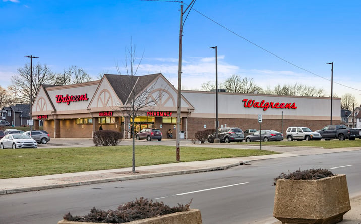 Pictures of Retail property located at 1223 Cleveland Ave NW, Canton, OH 44703 for sales - image #1