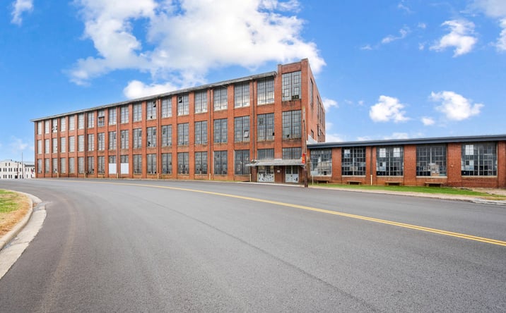 Pictures of Industrial, Multifamily property located at 550 Grove St, Bedford, VA 24523 for sales - image #1
