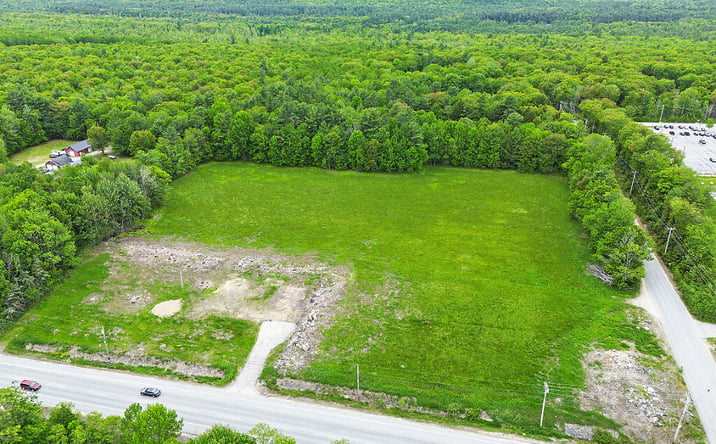 Pictures of Mixed Use, Retail, Hospitality property located at 108 main street, Oxford, ME 04270 for sales - image #1
