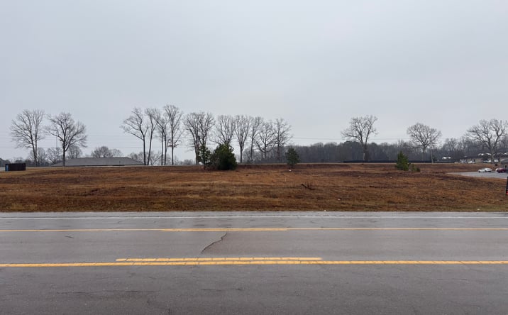 Pictures of Land property located at 266 Hwy 641 N, Camden, TN 38320 for sales - image #1