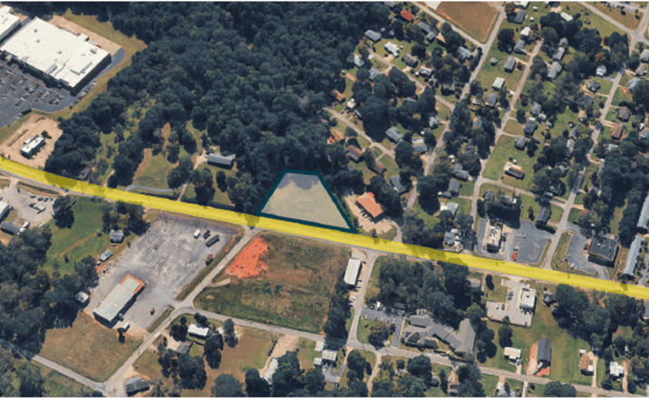 Pictures of Land property located at 776 E Franklin St, Hartwell, GA 30643 for sales - image #1