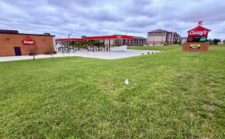Pictures of Land property located at 9050 Red Sky Ln, Lincoln, NE 68510 for sales - image #1