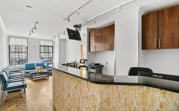 Pictures of Office property located at 101 Central Prk W, New York, NY 10023 for sales - image #1