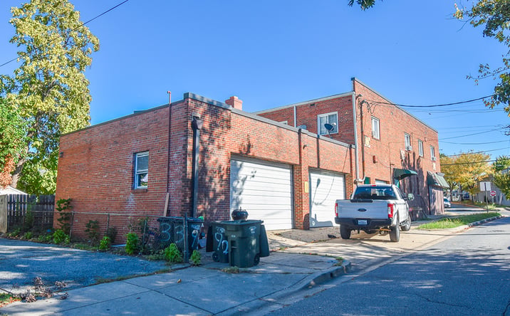 Pictures of Industrial, Multifamily, Office, Retail property located at 3900 38th St, Brentwood, MD 20722 for sales - image #1
