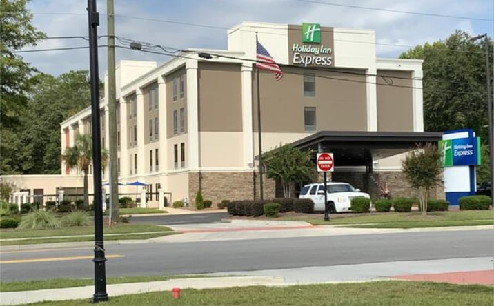 Pictures of Hospitality property located at 427 S Main St, Statesboro, GA 30458 for sales - image #1