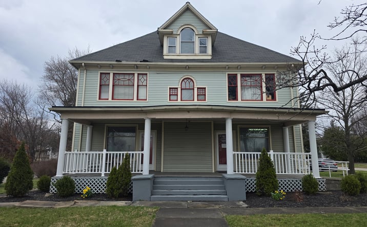 Pictures of Mixed Use, Multifamily, Office, Retail property located at 1451 E Market St, Warren, OH 44483 for sales - image #1
