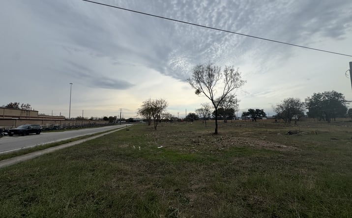 Pictures of Land property located at 1909 N Interstate 35, San Marcos, TX 78666 for sales - image #1