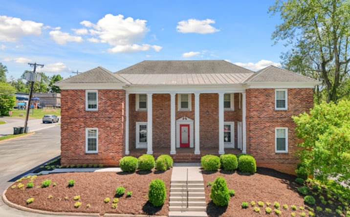 Pictures of Office property located at 6200 Fort Ave, Lynchburg, VA 24502 for sales - image #1
