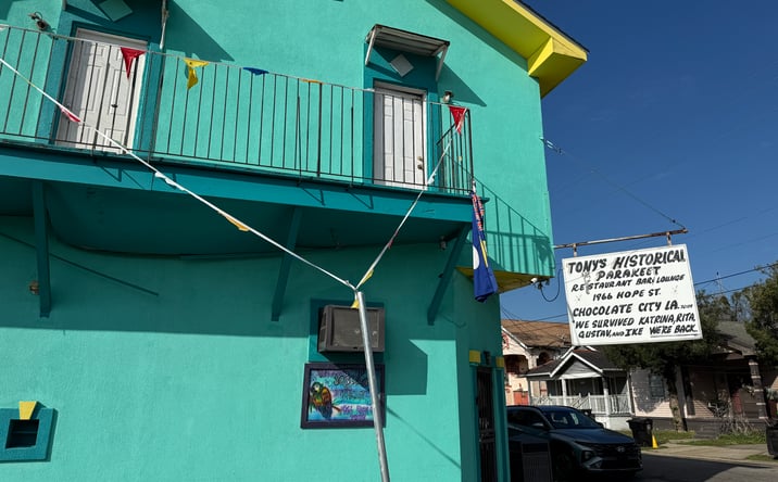 Pictures of Mixed Use, Retail property located at 2638 New Orleans St, New Orleans, LA 70119 for sales - image #1