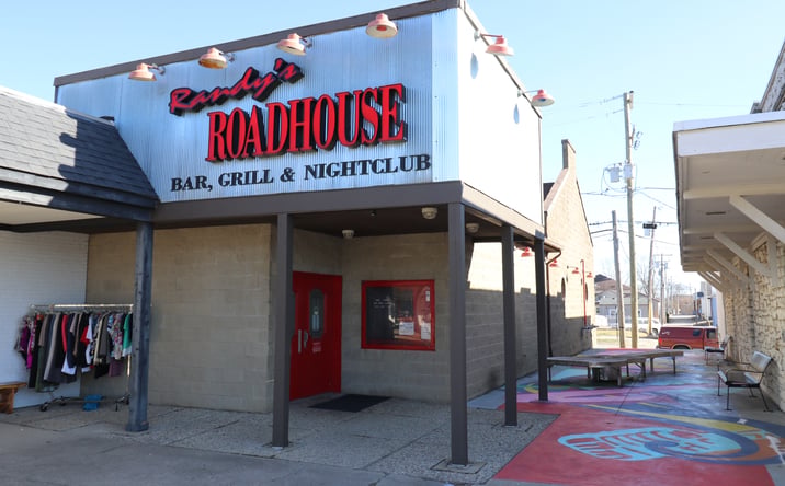Pictures of Business for Sale, Hospitality, Retail property located at 151 Batesville Shopping Village, Batesville, IN 47006 for sales - image #1