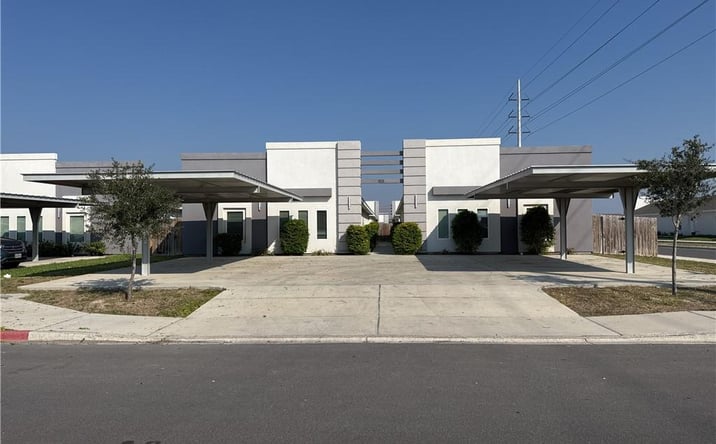 Pictures of Multifamily property located at 3101 W Sandlewood Street, Edinburg, TX 78541 for sales - image #1