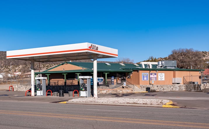 Pictures of Retail property located at 1410 NM-68, Velarde, NM 87582 for sales - image #1
