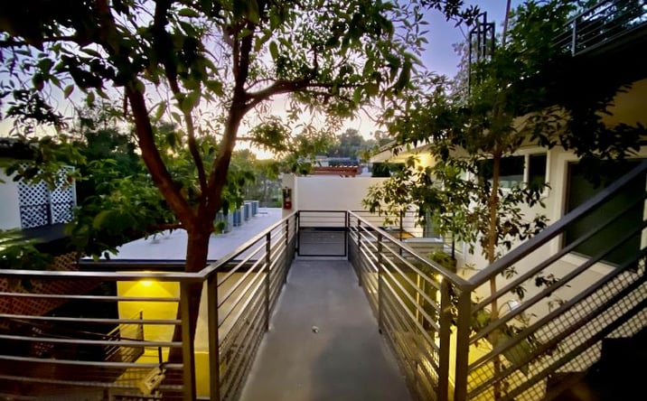 Pictures of Multifamily property located at 3305 Primera Ave, Los Angeles, CA 90068 for sales - image #1
