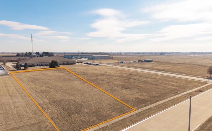 Pictures of Land property located at 418 Bronco Dr, Bloomington, IL 61704 for sales - image #1