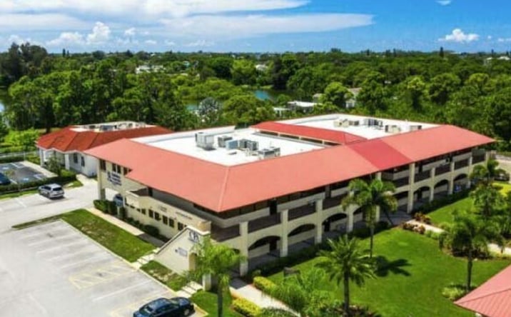 Pictures of Office property located at 900 Pine St, Englewood, FL 34223 for sales - image #1