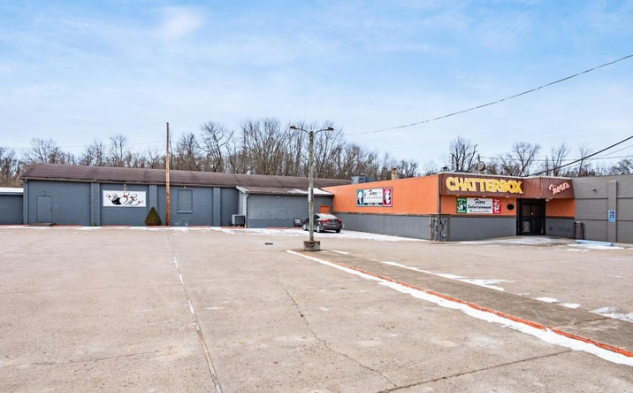 Pictures of Mixed Use, Retail, Special Purpose property located at 421 W Broadway Street, New Lexington, OH 43764 for sales - image #1