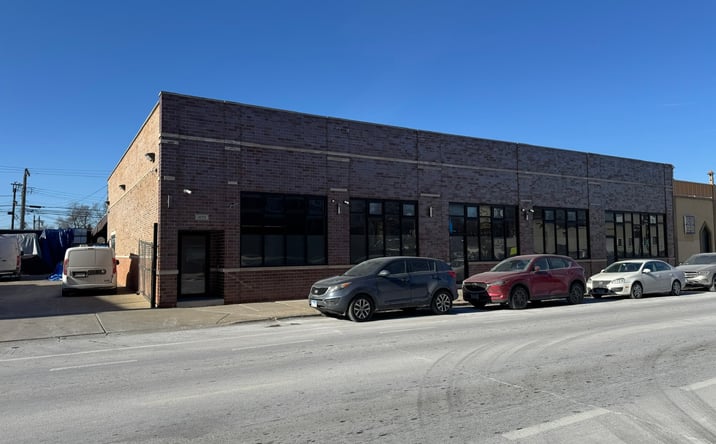 Pictures of Retail property located at 4150 N Kedzie Avenue, Chicago, IL 60618 for sales - image #1