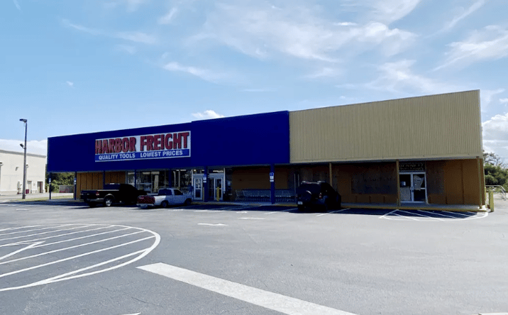 Pictures of Retail property located at 2959 Garden St, Titusville, FL 32796 for sales - image #1