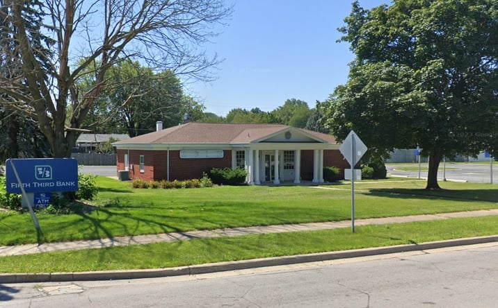 Pictures of Retail property located at 1230 Lincoln Hwy E, New Haven, IN 46774 for sales - image #1