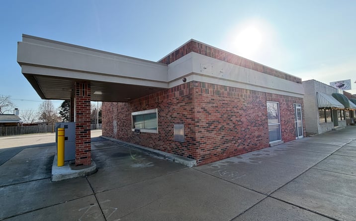 Pictures of Office, Retail property located at 9796 S Dixie Hwy, Erie, MI 48133 for sales - image #1