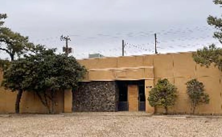 Pictures of Office, Industrial property located at 1725 N Nashville Ave, Lubbock, TX 79415 for sales - image #1