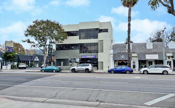 image of property at 13808 VENTURA BLVD Sherman Oaks CA 91423-5726