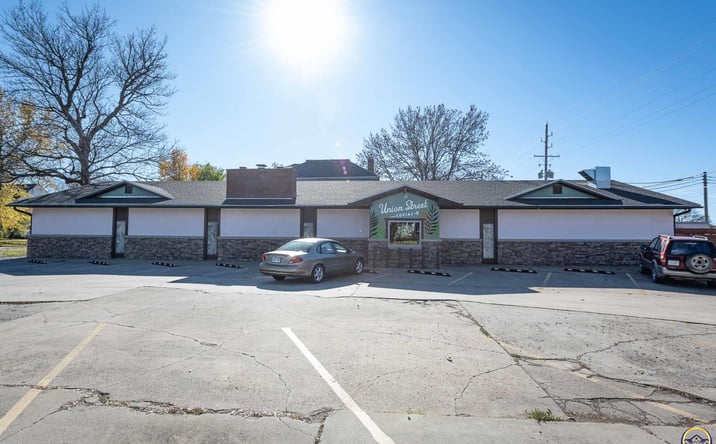 Pictures of Special Purpose property located at 225 E 6th Ave, Emporia, KS 66801 for sales - image #1