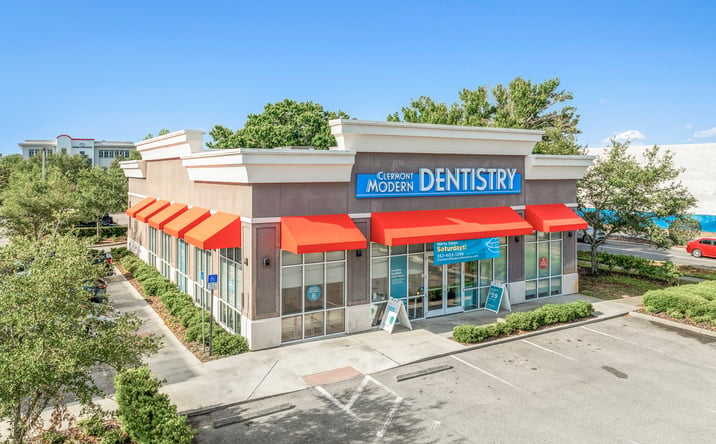 Pictures of Office property located at 17300 FL-50, Clermont, FL 34711 for sales - image #1